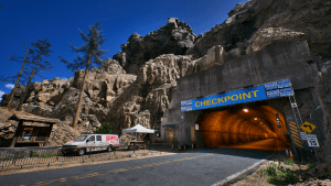 Un des fameux tunnels avec un checkpoint : à peine reconnaissable tant la progression visuelle est immense : merci Alessandro Schiassi ! Que SEGA récompense tes efforts ! :)